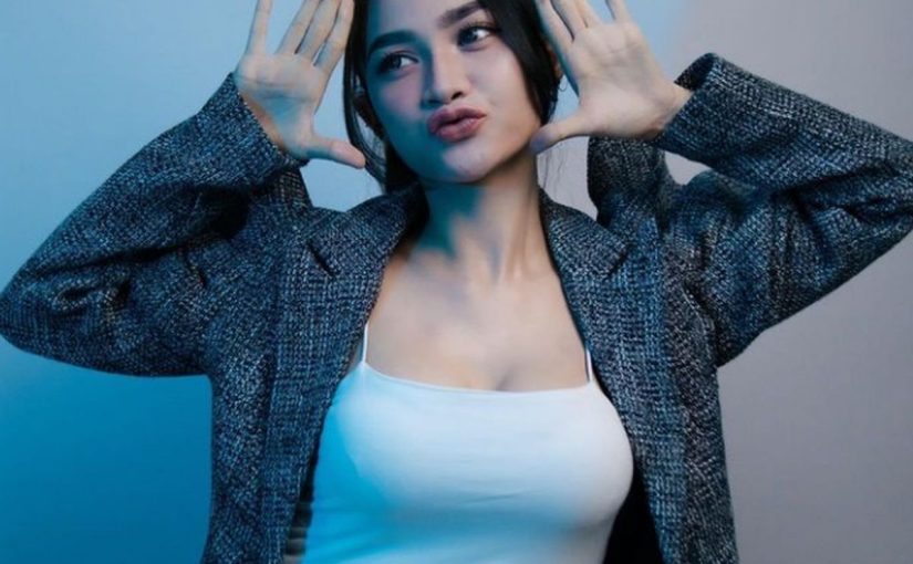 Biodata Arlida Putri: Karier dan Perjalanan Musik Dangdut