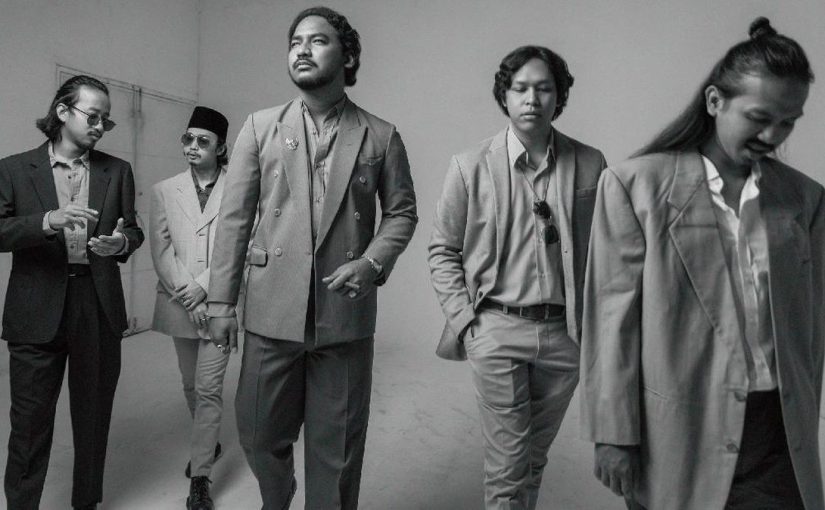 Feast dan Karya Musik Kritis yang Terus Menjadi Perbincangan Publik